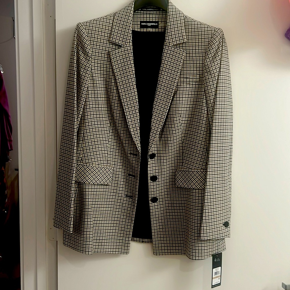 I am selling a brand new Karl Lagerfeld two piece suit